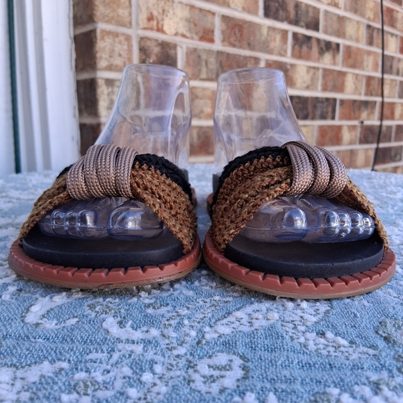 Ferrucci Black and Brown Sandals Made In Brazil Sz. 34/5 - Picture 4 of 9